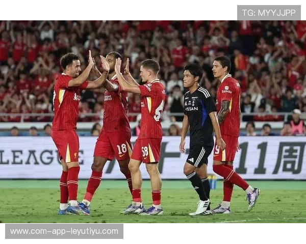 富勒姆连续突破，鲁普的射门直接破门——激情与突破的完美结合