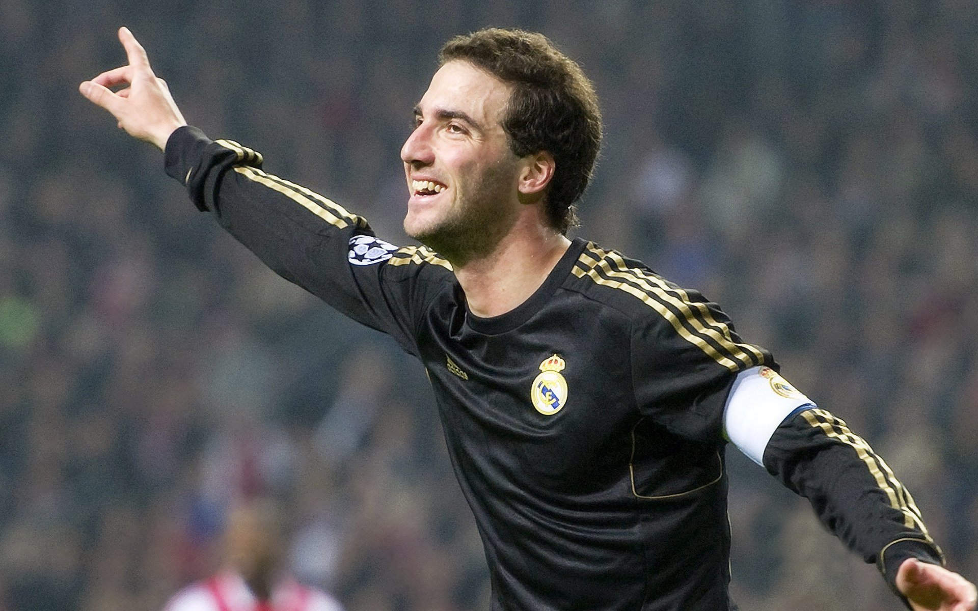 乐鱼体育入口-柯尔赞赛场风采尽显未来冠军潜质，柯尔嫚这个品牌怎么样